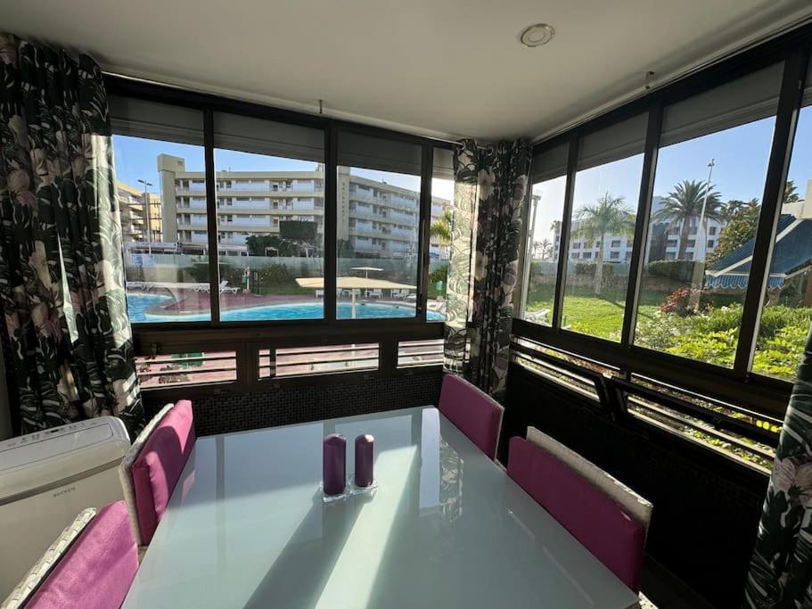 Apartmán Iguazu Poolview Near Yumbo Playa del Inglés Exteriér fotografie